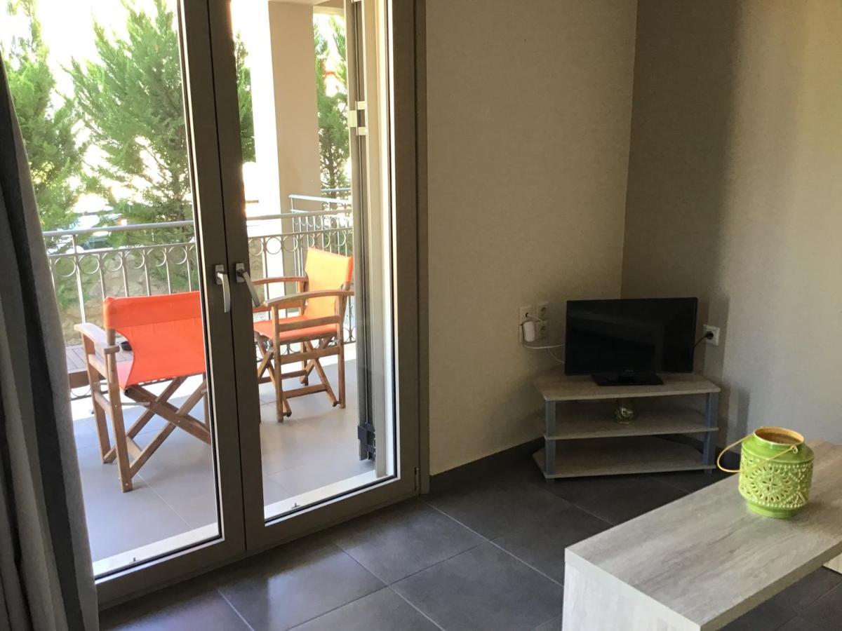 D'Angelos Apartments Karavomylos Exterior foto